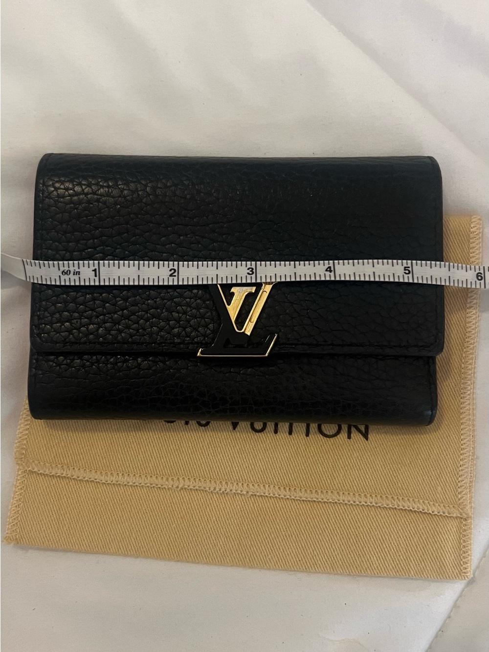 Louis Vuitton Black Pebbled Leather Compact Wallet with Gold LV Emblem - Picture 4 of 16